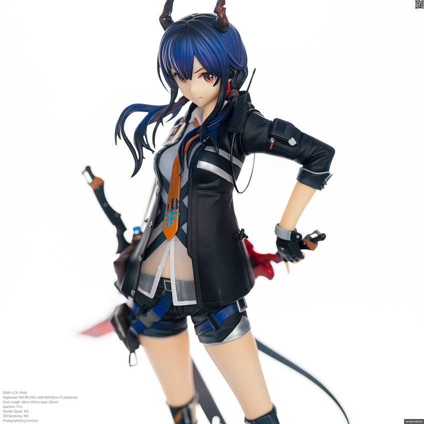 フィギュア「アークナイツ チェン」の全体像その1