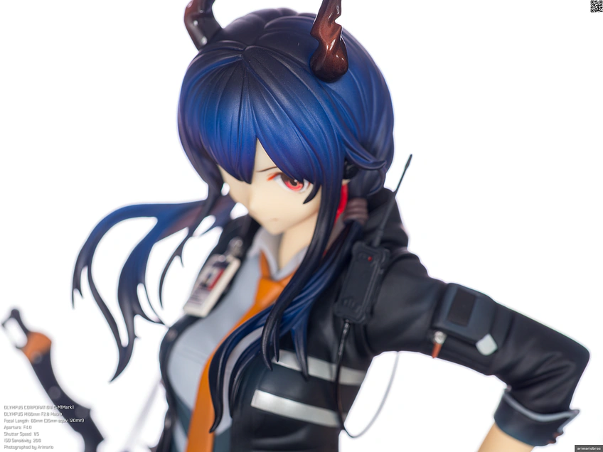 フィギュア「アークナイツ チェン」の髪アップ画像その4